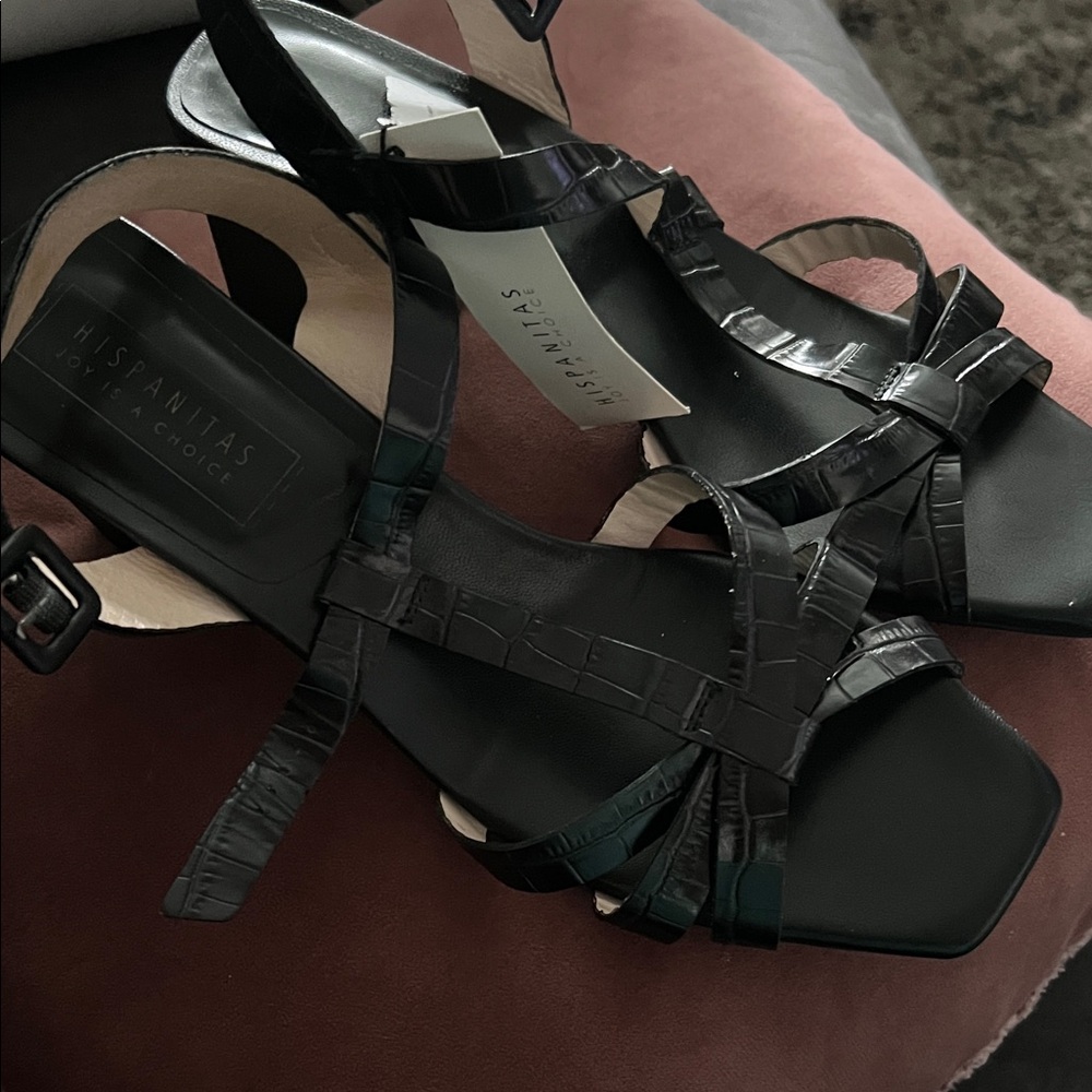 Hispanitas Black Strappy Women's Sandals